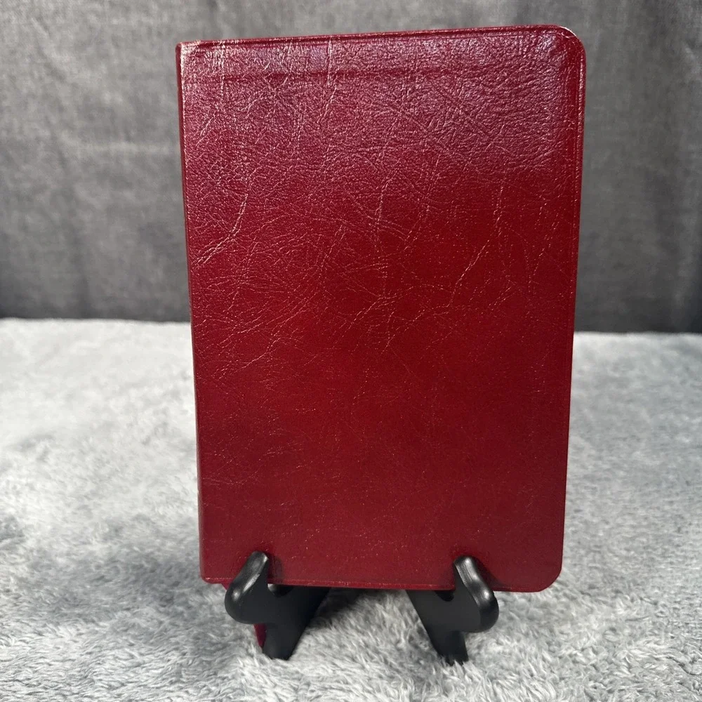Nelson Slimline Reference Bible NKJV - Bonded Leather Teal 845 BG Excellent